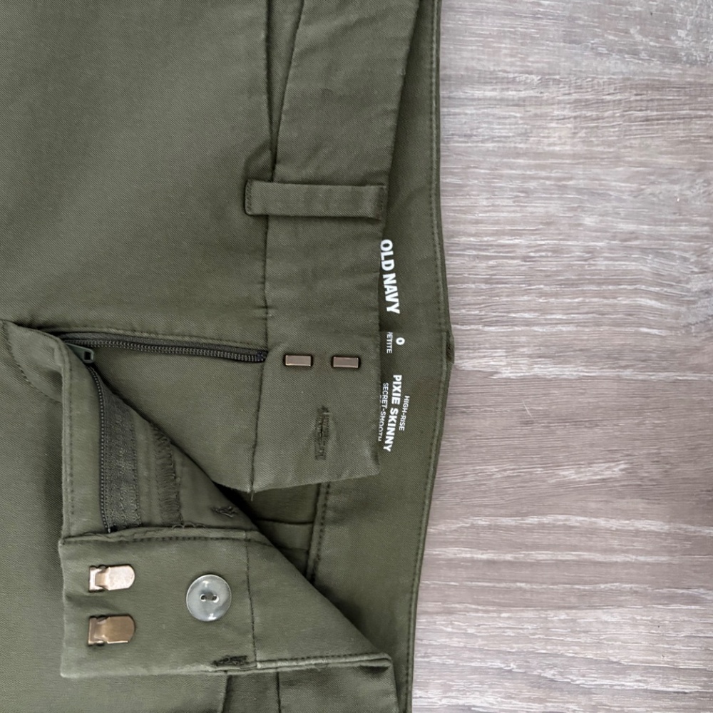 Old Navy Pixie Pants - image 6